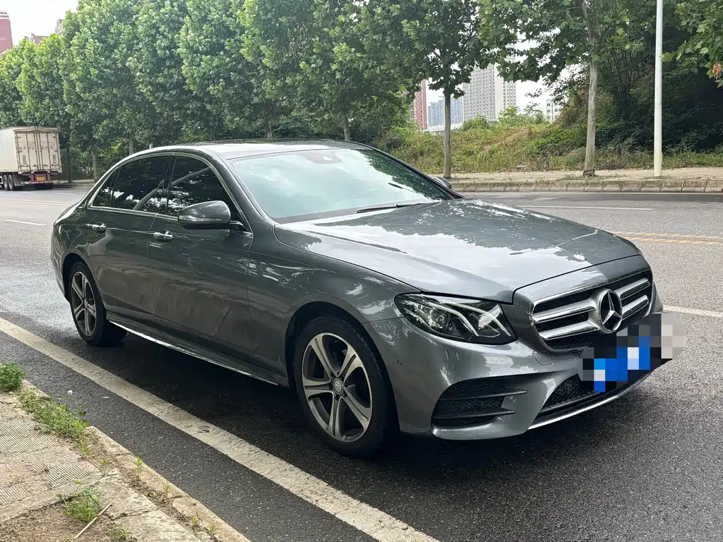 Mercedes-Benz E-Class E 2016 E 200 L Sport