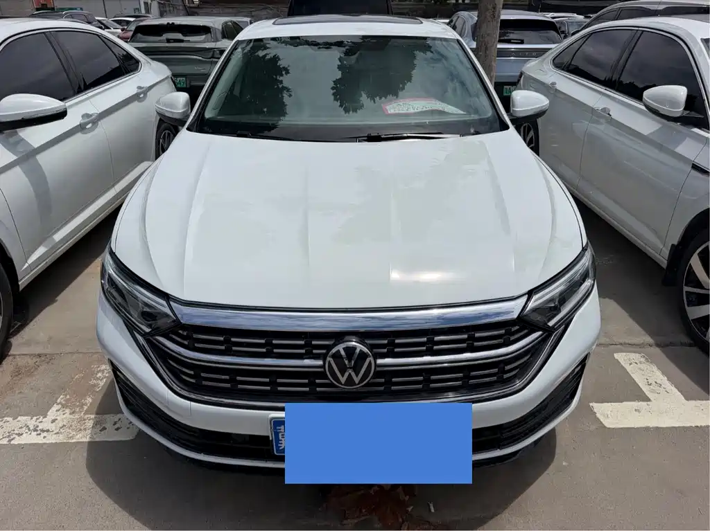 Купить Volkswagen Sagitar