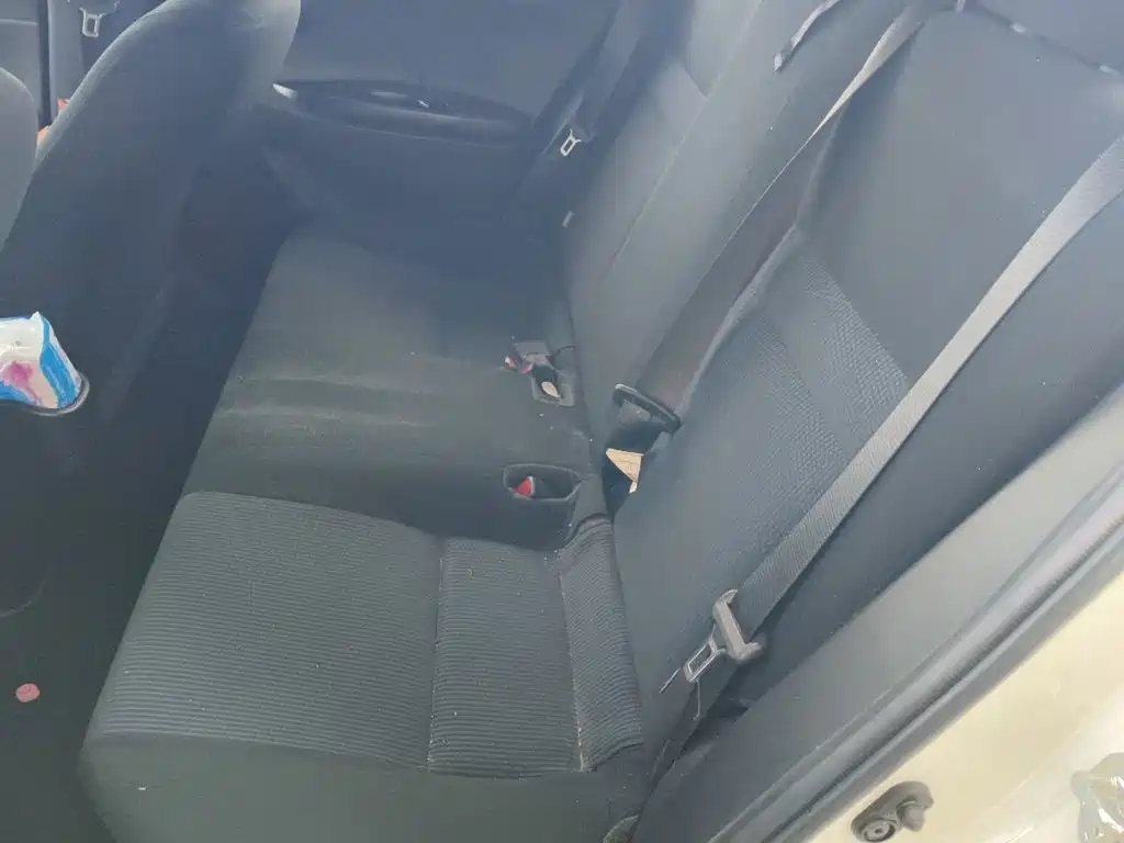 Toyota Yaris L — миниатюра 13