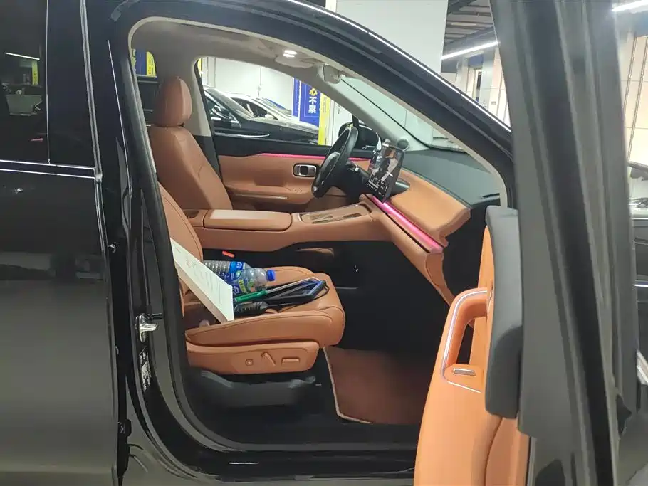 Leapmotor C16 2026 280 6 мест