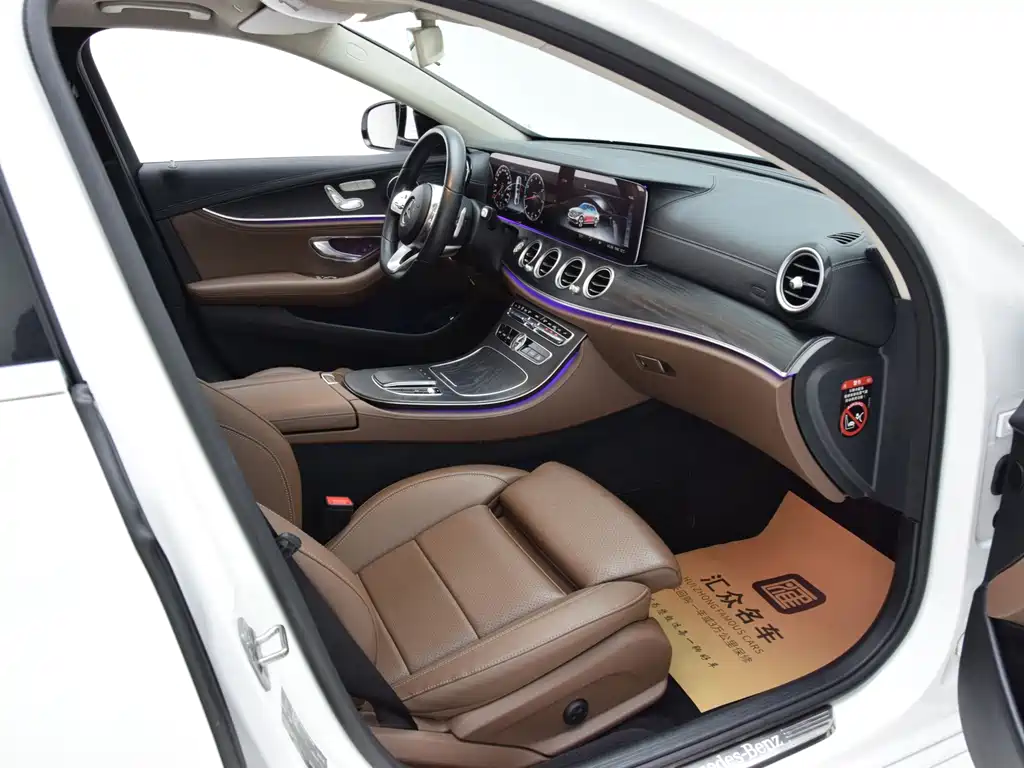 Mercedes-Benz E-Class — миниатюра 18