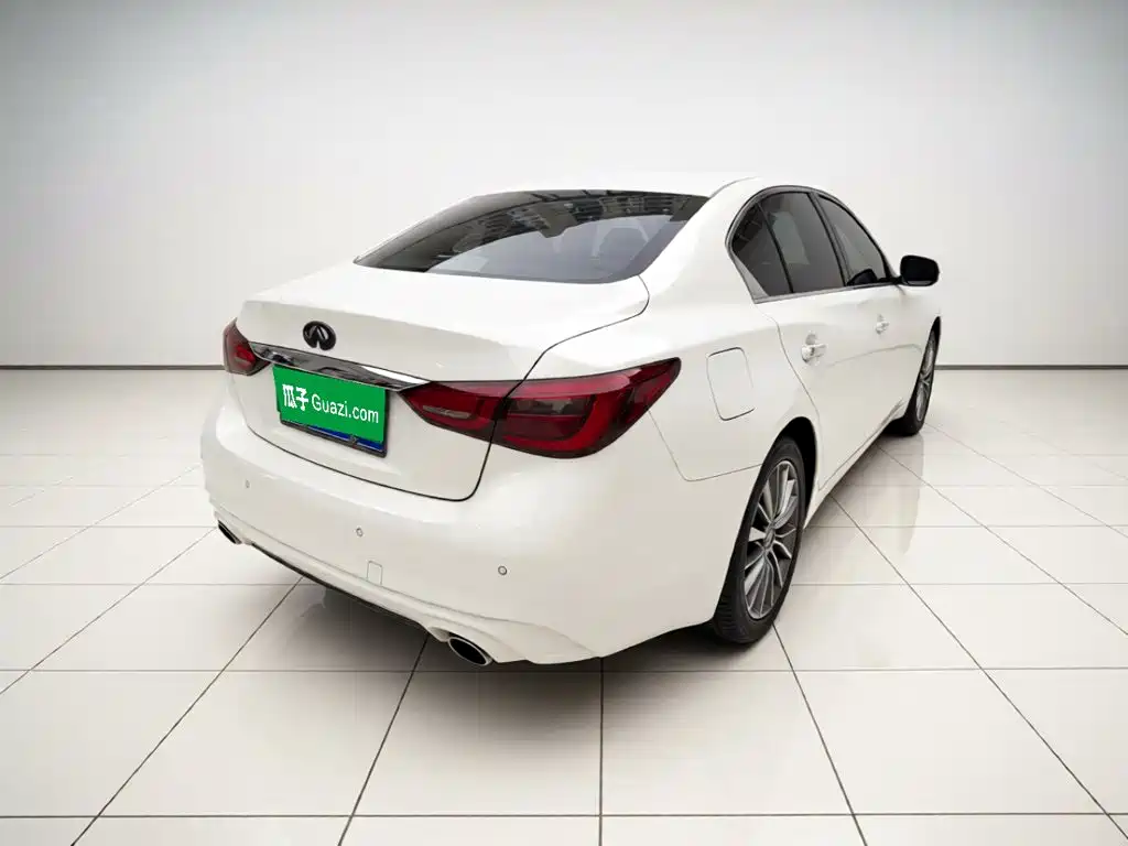 Infiniti Q50L — миниатюра 4