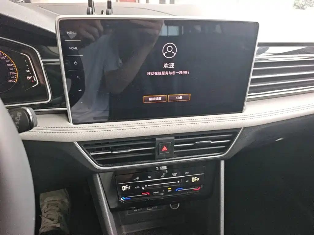 Volkswagen Tiguan L — миниатюра 13