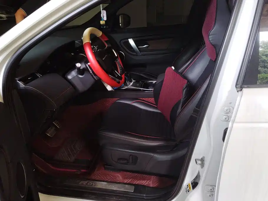 Land Rover Discovery Sport — миниатюра 9
