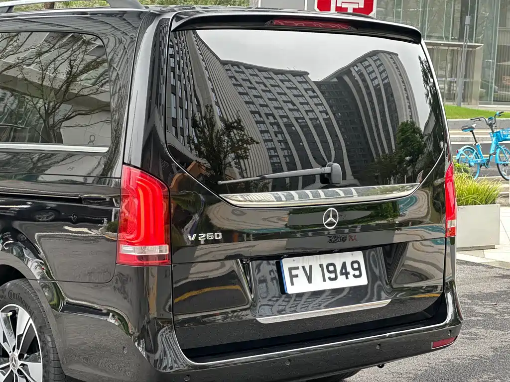 Mercedes-Benz V-Class — миниатюра 6