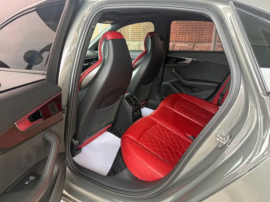 Audi S4 — миниатюра 7