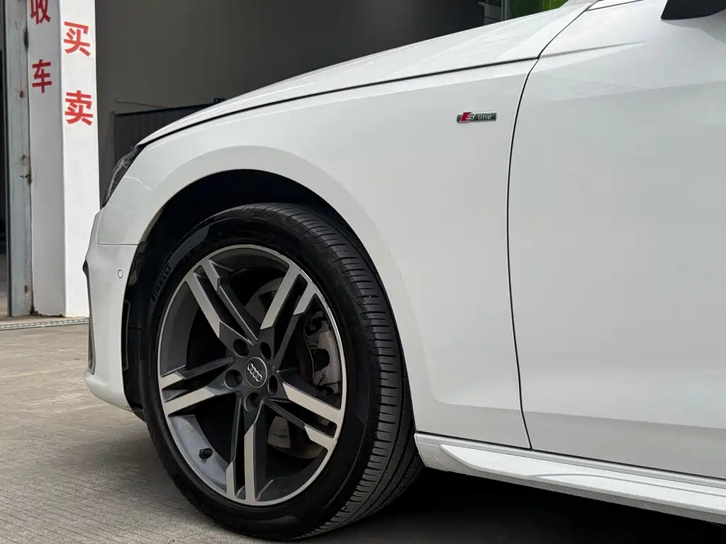 Audi A4L — миниатюра 10