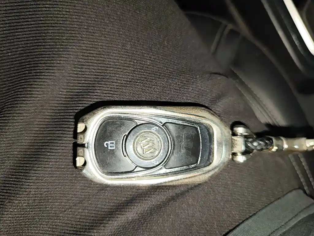 Buick Excelle — миниатюра 9