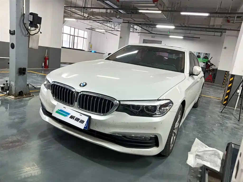 Купить BMW 5 Series