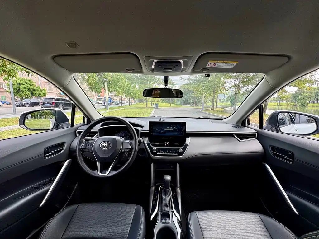 Toyota Frontlander — миниатюра 13