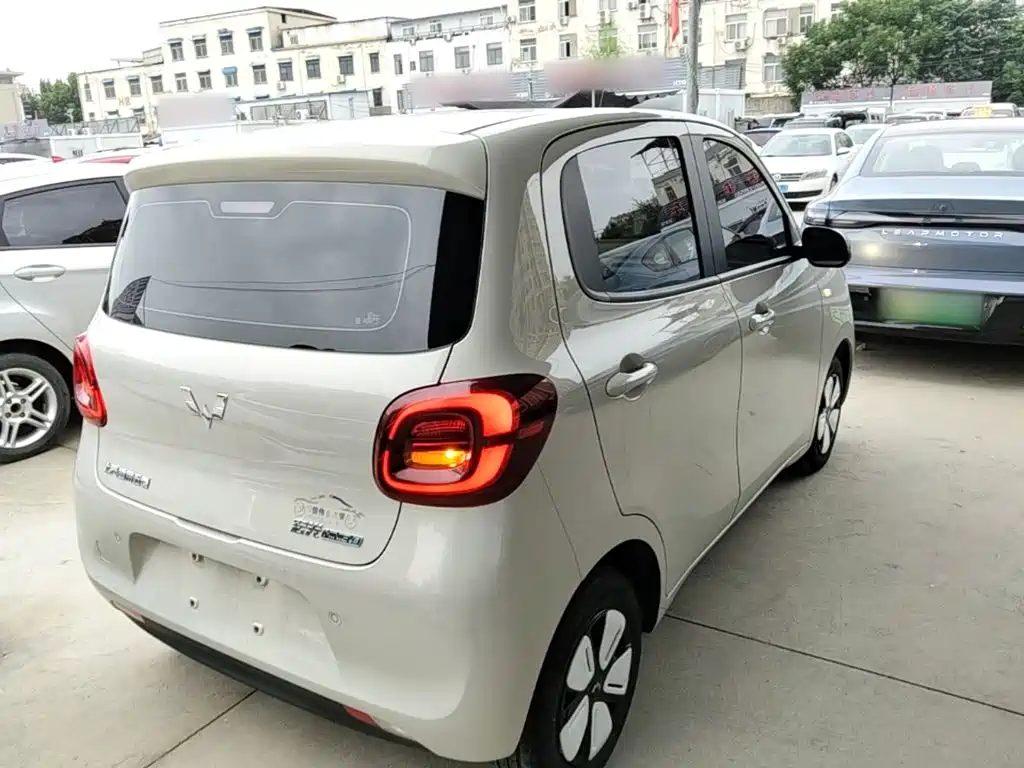 Wuling MINIEV — миниатюра 7