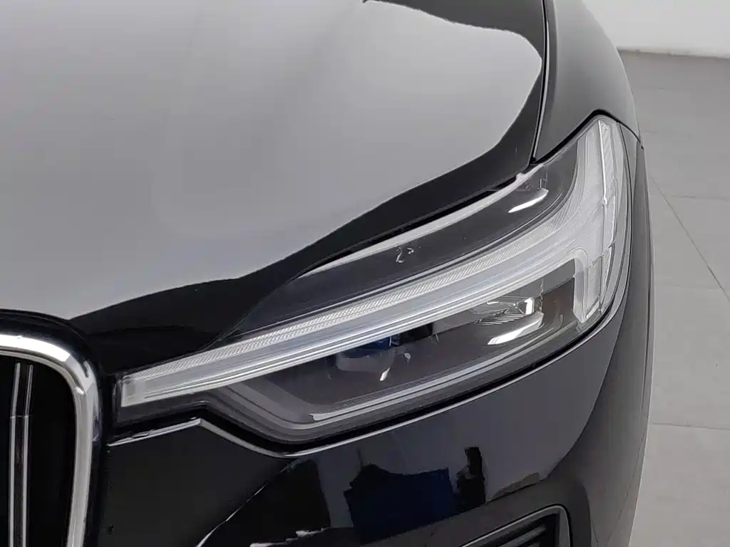 Volvo XC60 — миниатюра 7