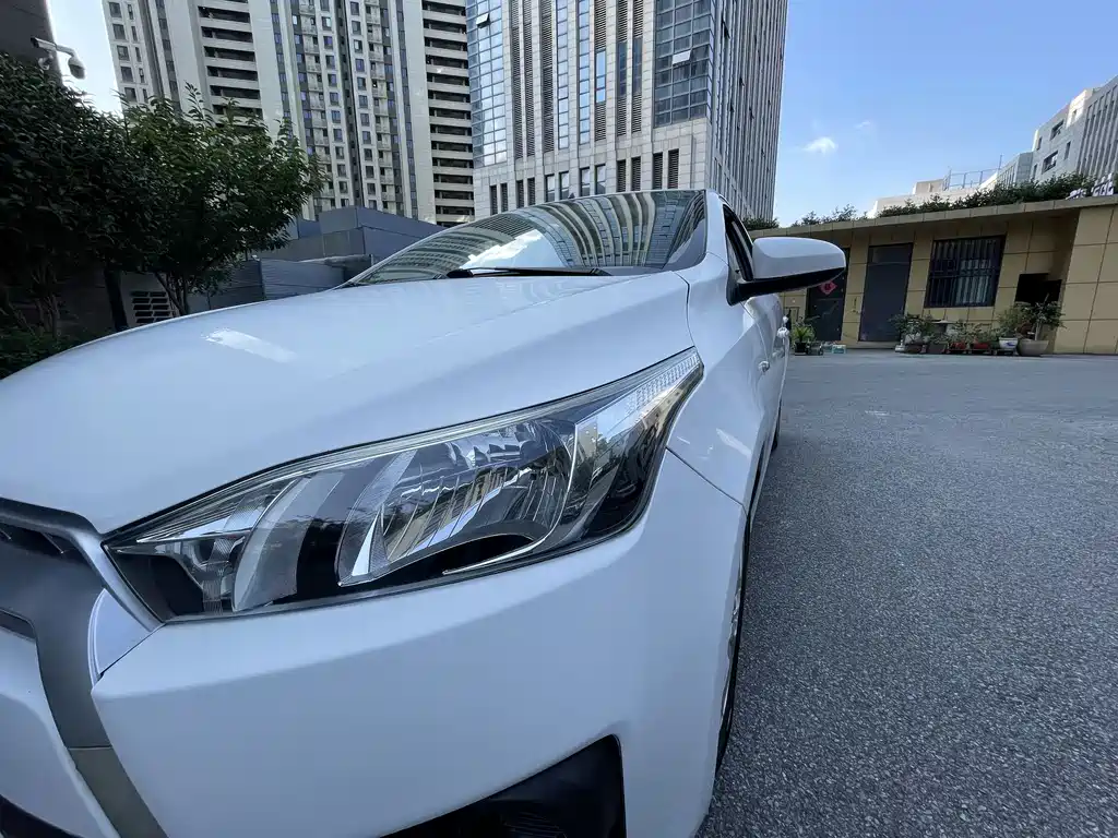 Toyota Yaris L — миниатюра 16