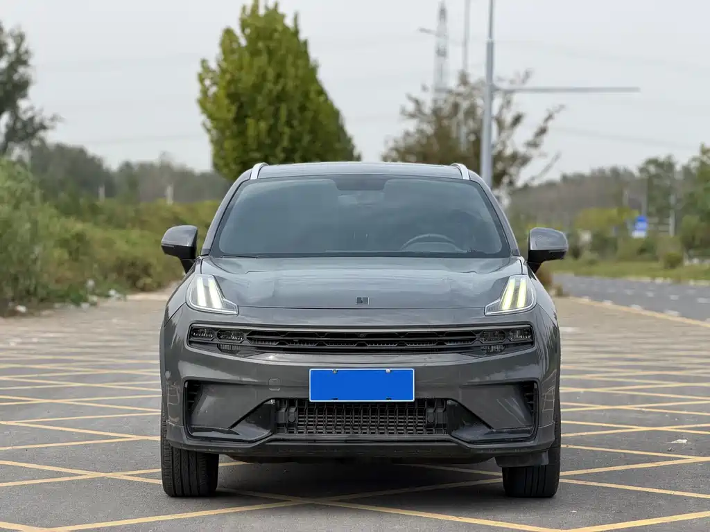 Lynk & Co 06 — миниатюра 2