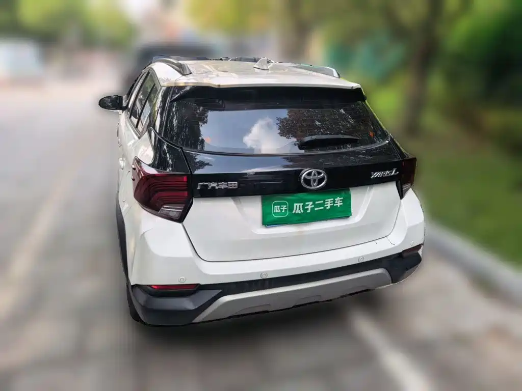 Toyota Yaris L — миниатюра 3