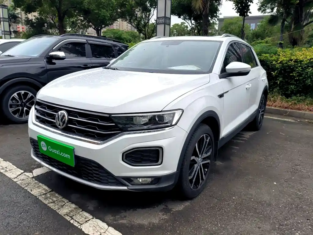 Volkswagen T-Roc — миниатюра 2