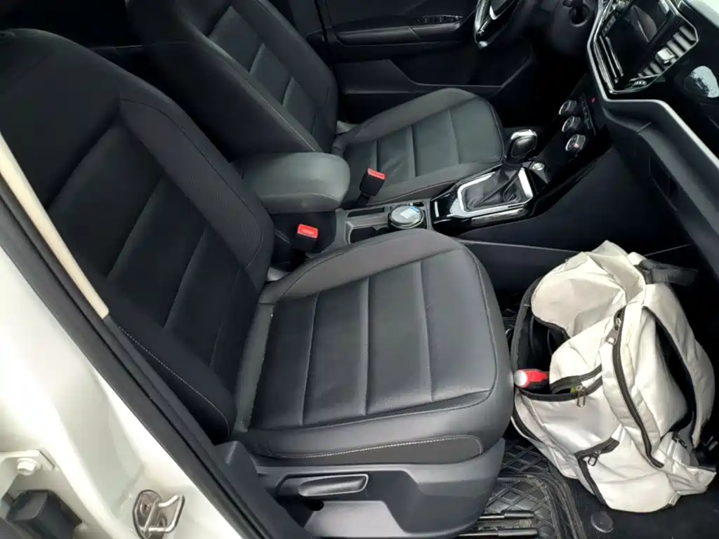 Volkswagen T-Roc — миниатюра 25