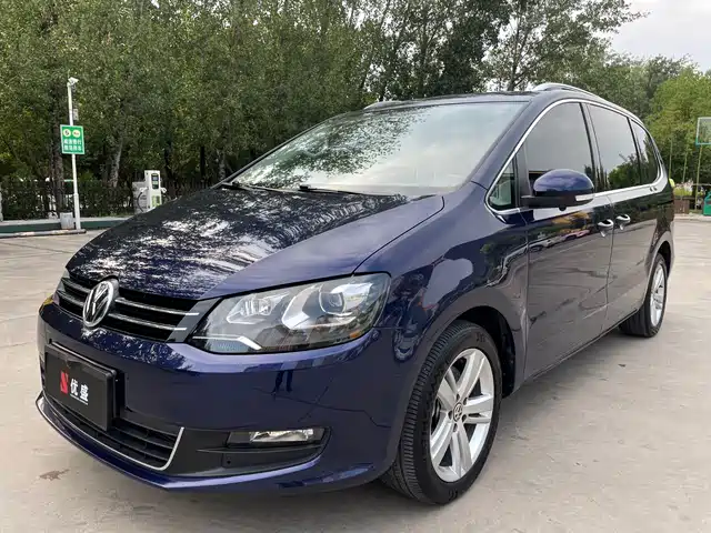 VOLKSWAGEN CHARON 2019