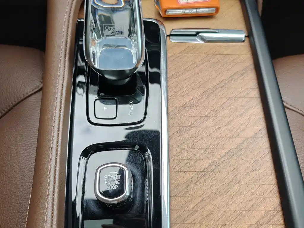 Volvo S90 — миниатюра 11