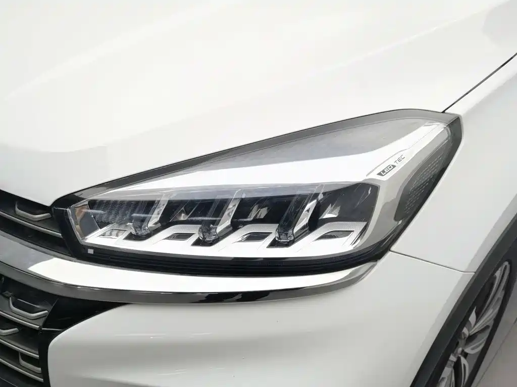 Chery Tiggo 8 — миниатюра 7