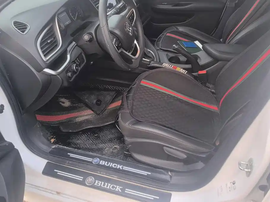 Buick Excelle — миниатюра 9