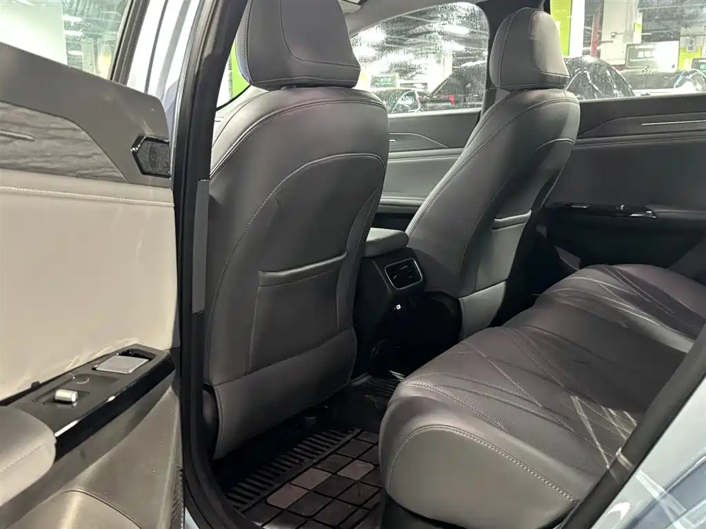 GEELY GALAXY GALAXY L6