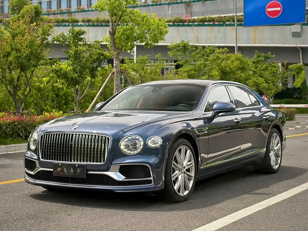 Купить Bentley Flying Spur
