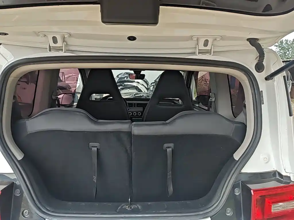 Wuling MINIEV — миниатюра 19