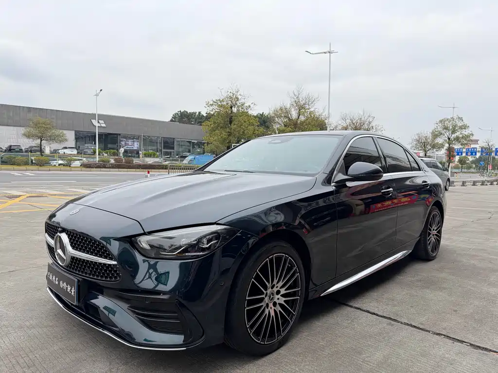 Mercedes-Benz C-Class 2022
