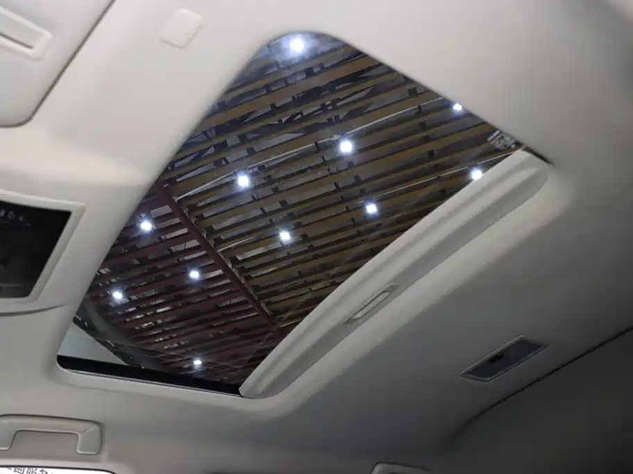 Lexus NX — миниатюра 15