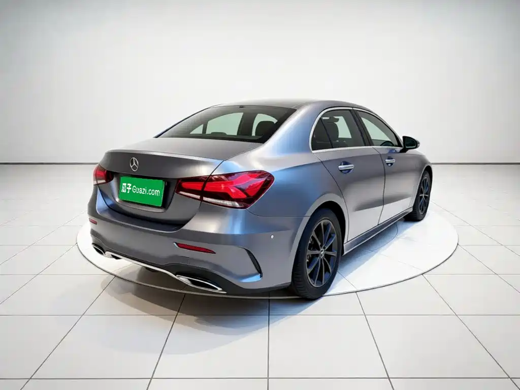Mercedes-Benz A-Class — миниатюра 6