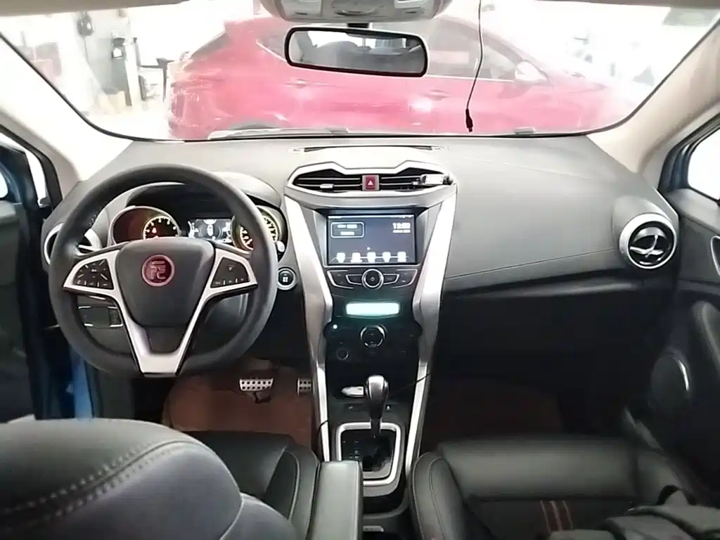 BYD Yuan — миниатюра 10