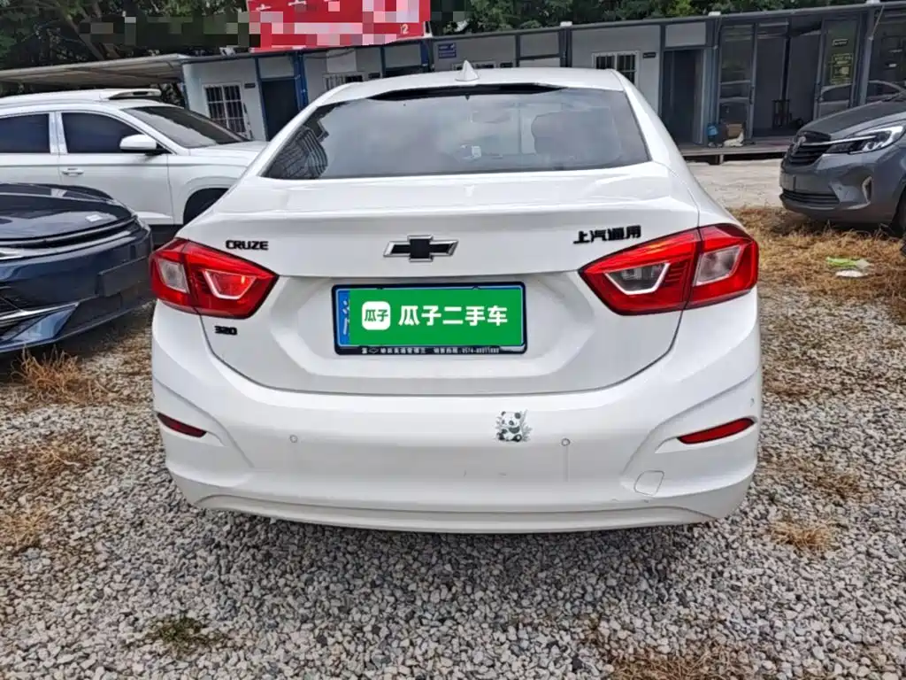 Chevrolet Cruze — миниатюра 6