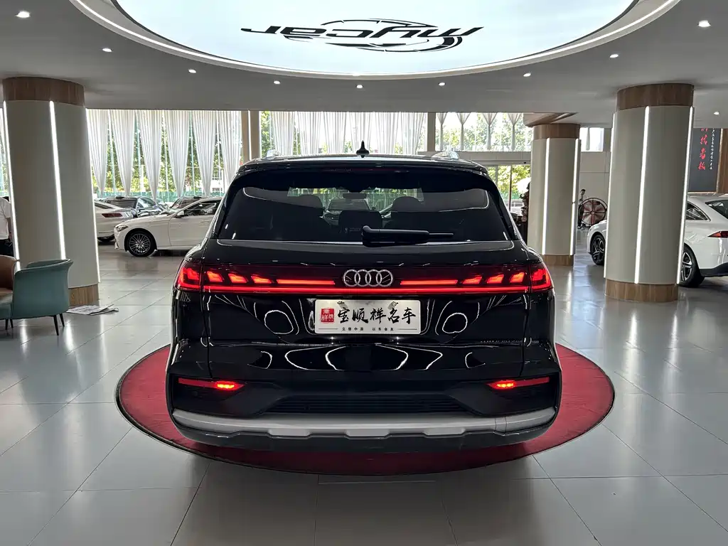 Audi Q6 — миниатюра 6