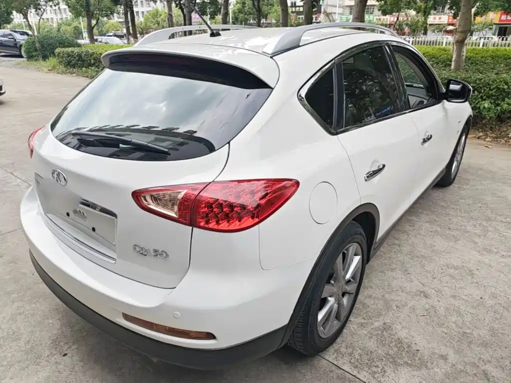 Infiniti QX50 (Import) — миниатюра 7