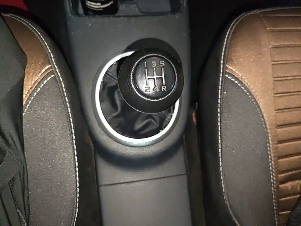 Suzuki SX4 — миниатюра 14
