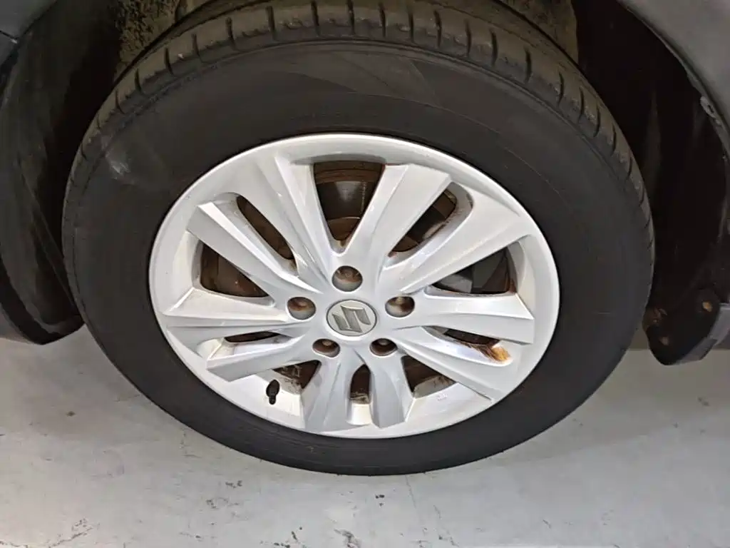 Suzuki SX4 — миниатюра 23
