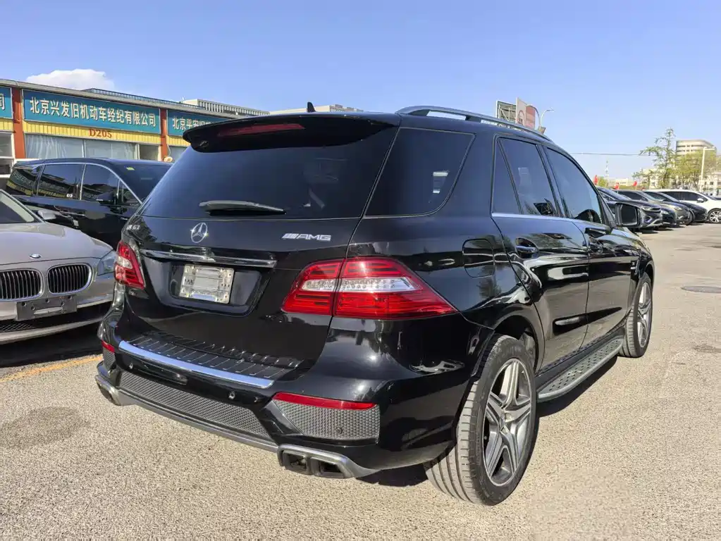 Mercedes-Benz M A MG M AMG 2012 AMG ML 63