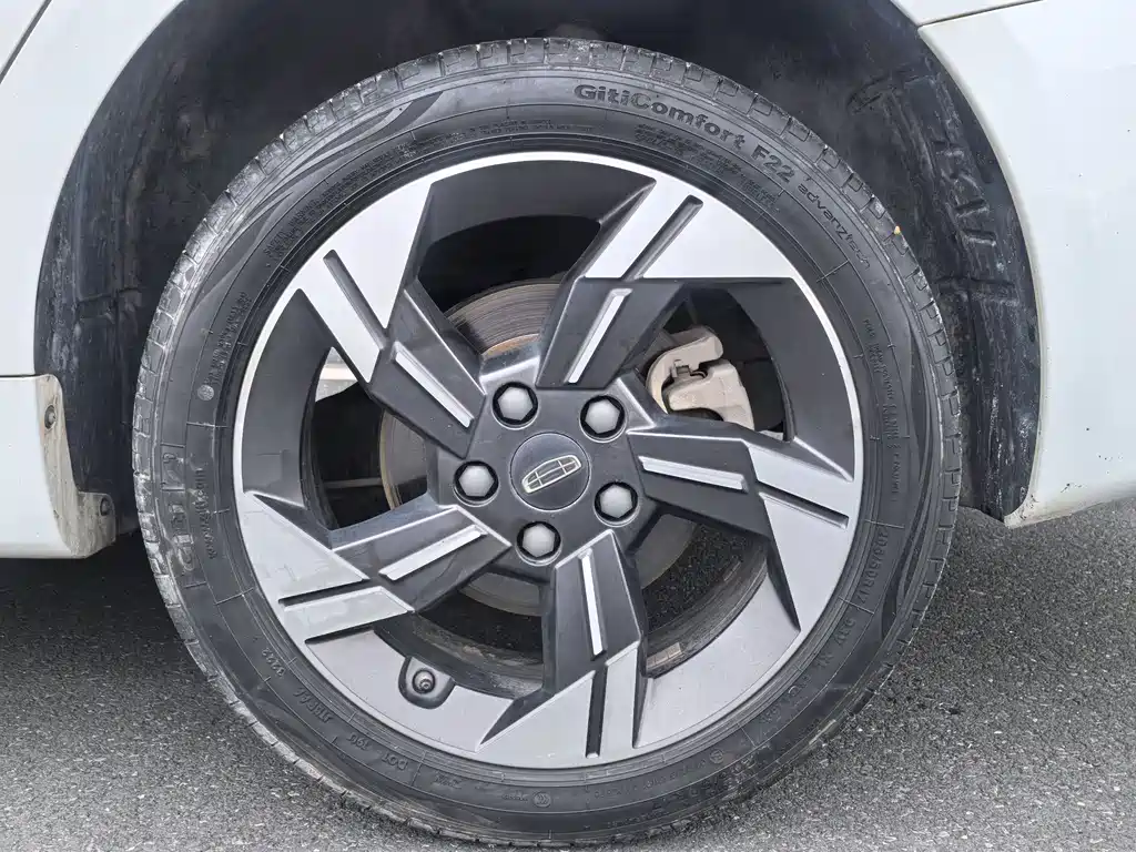 Geely Emgrand L HiP L HiP 2022 1.5TD-DHT Pro 100KM Super