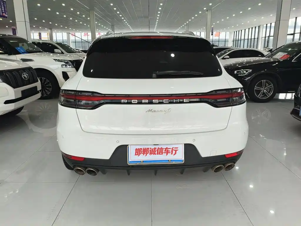 Porsche Macan — миниатюра 5