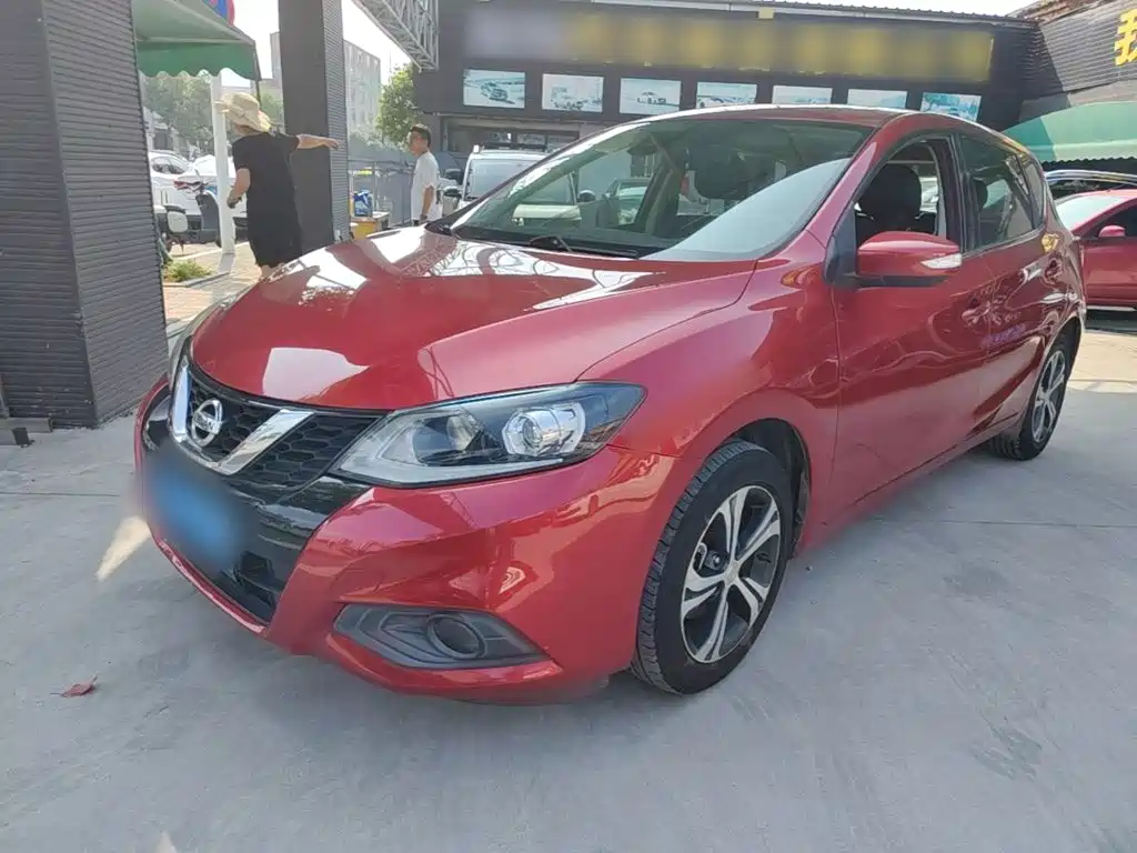 Nissan Tiida — миниатюра 2