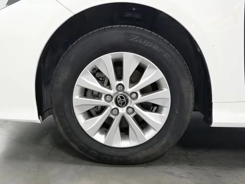 Toyota Corolla — миниатюра 17