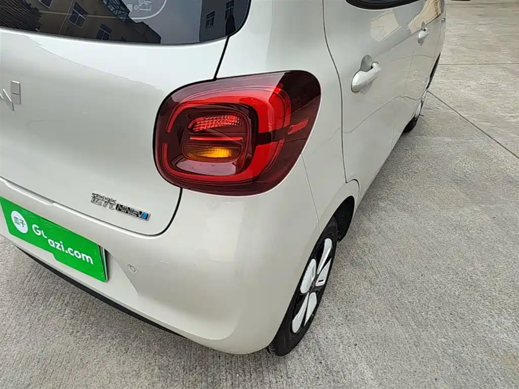 Wuling Mini EV MINIEV 2025
