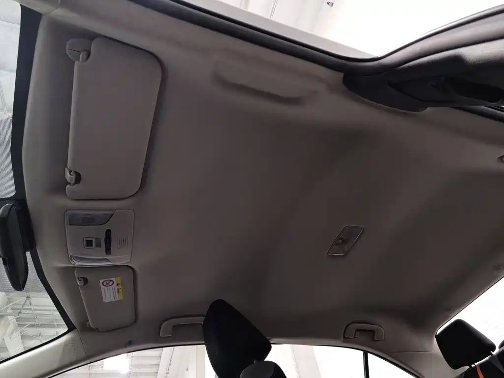 Toyota Corolla — миниатюра 14