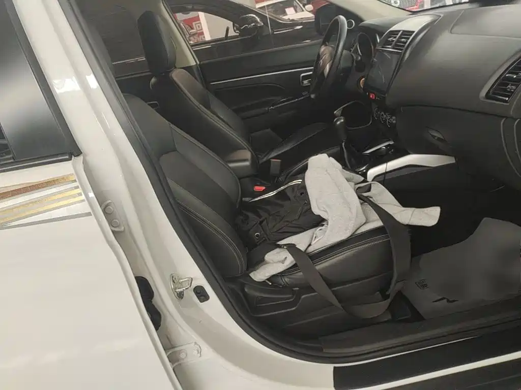 Mitsubishi ASX — миниатюра 25