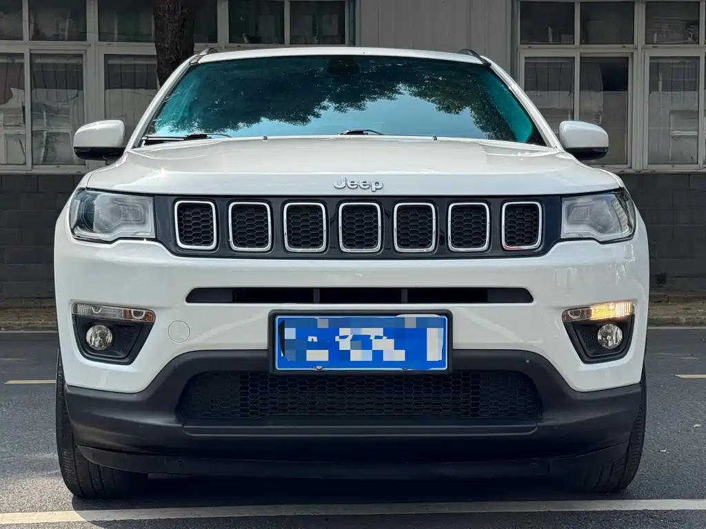 Jeep Compass — миниатюра 3