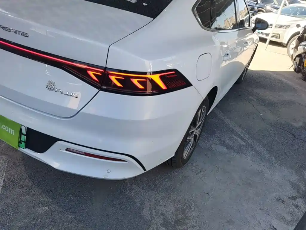 BYD Qin PLUS — миниатюра 8