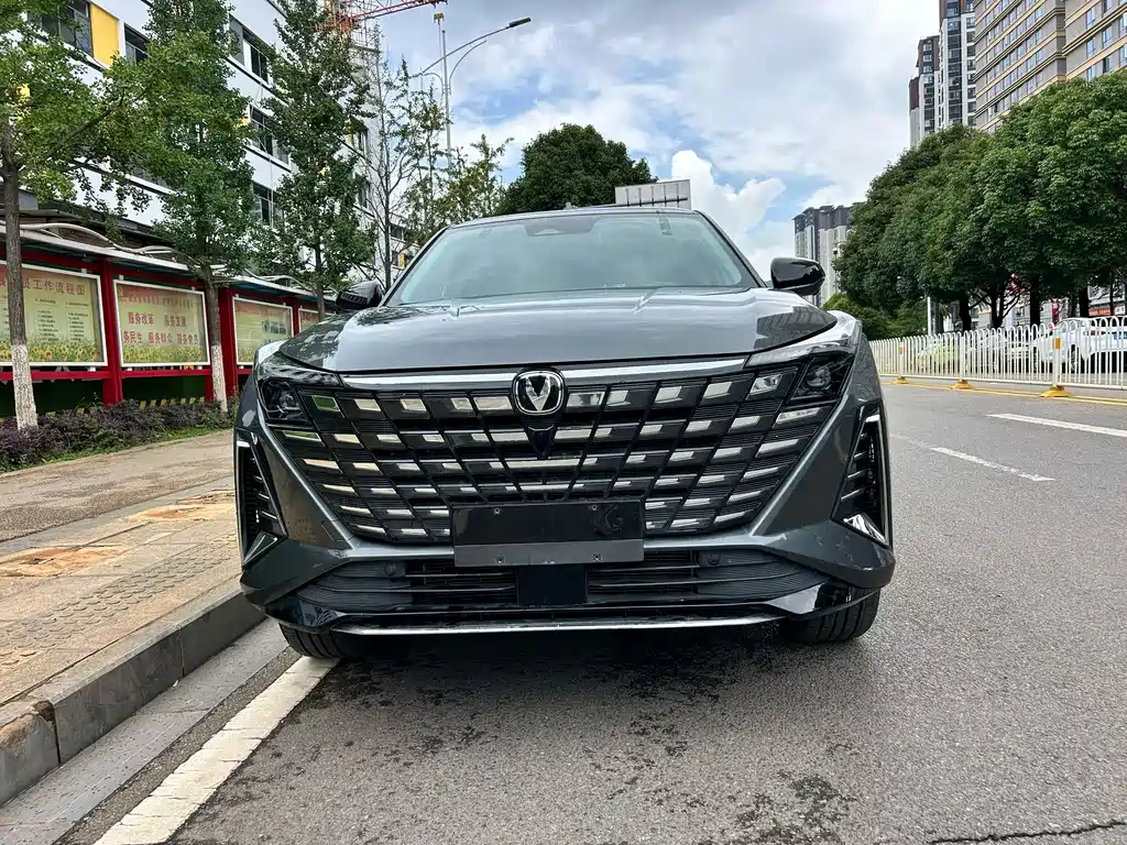 Changan UNI-Z 2025 1.5T Luxury