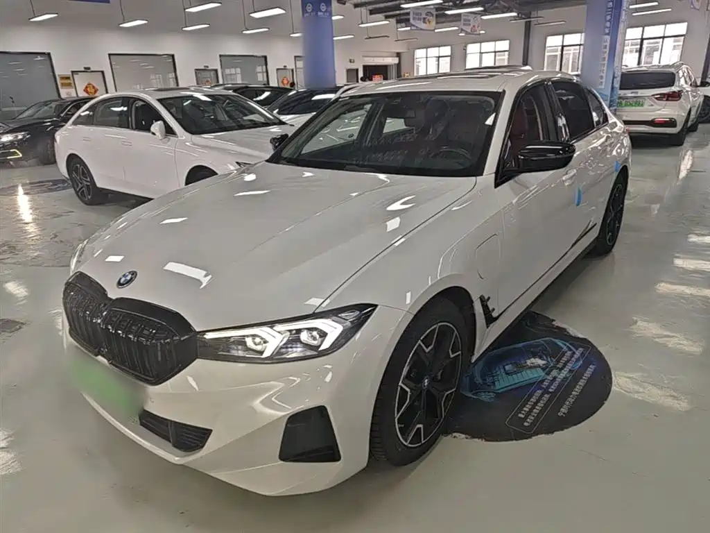 BMW i3 2023 eDrive 40 L