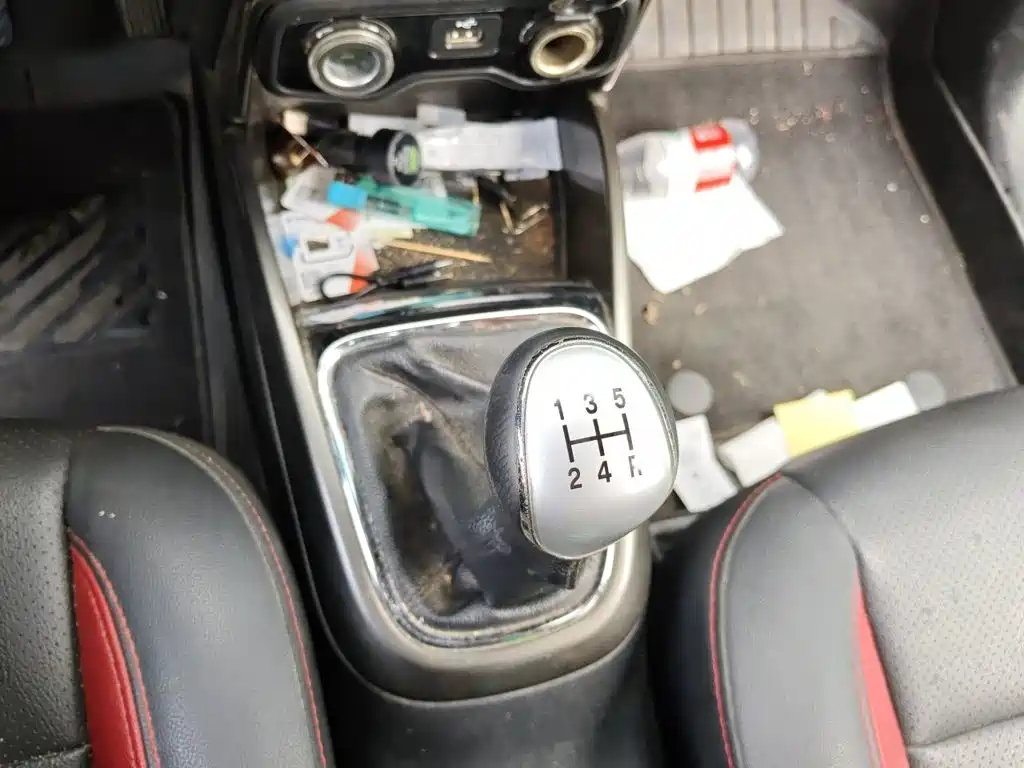 Changan CS15 — миниатюра 10